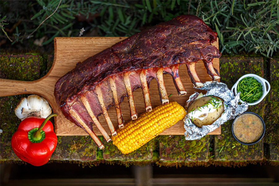 Hertenrack barbecue wild vlees chefkok daan